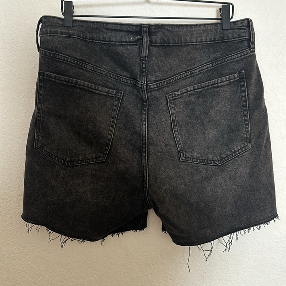 Old Navy button fly shorts - Picture 3 of 6